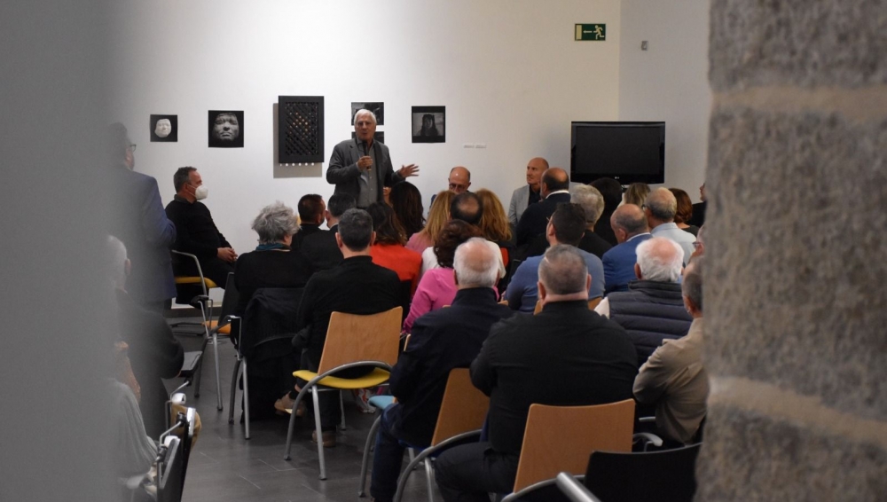 Cuenca acoge la presentación del libro de José María Barreda Historia vivida, historia construida